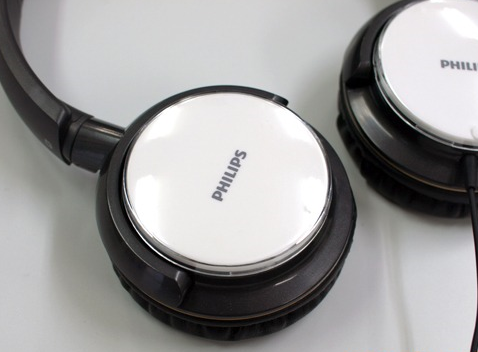 PhilipsヘッドフォンSHL8800レビュー